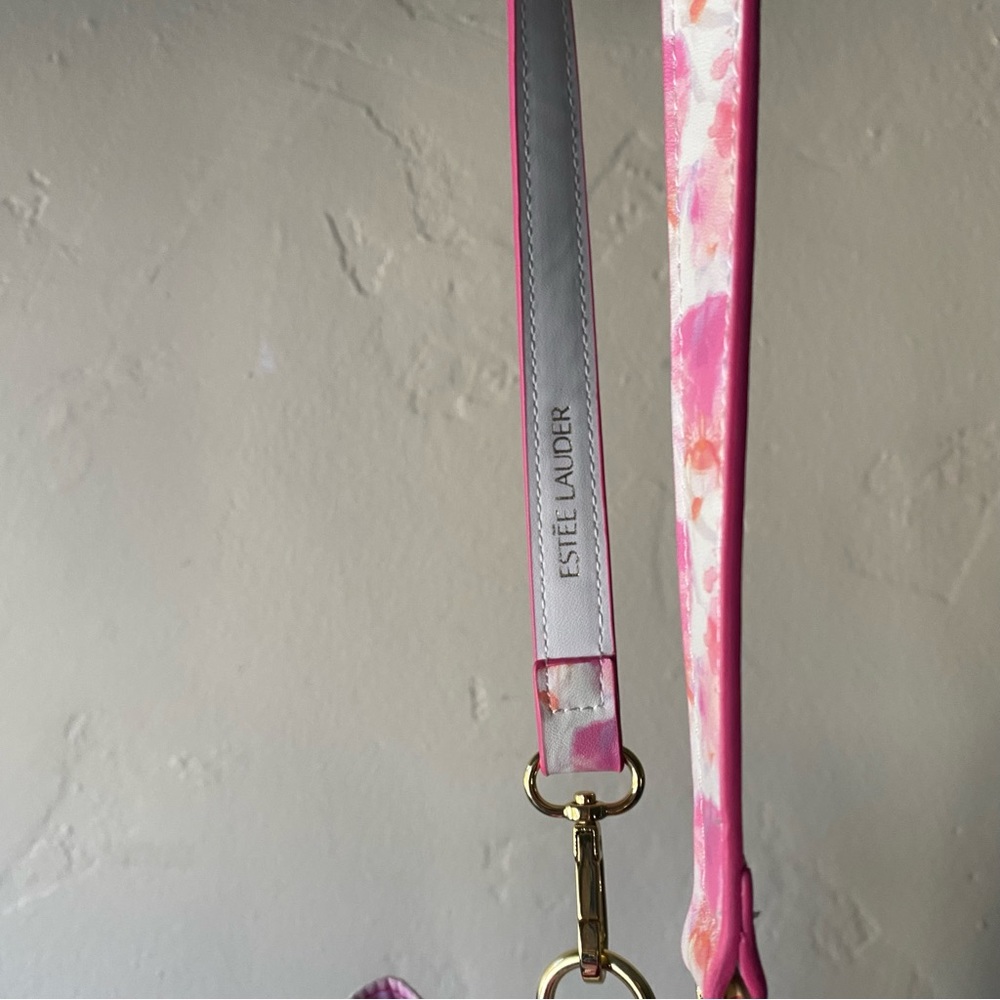 Estée Lauder Pink Tie-Dye Bucket Bag - Picture 7 of 9